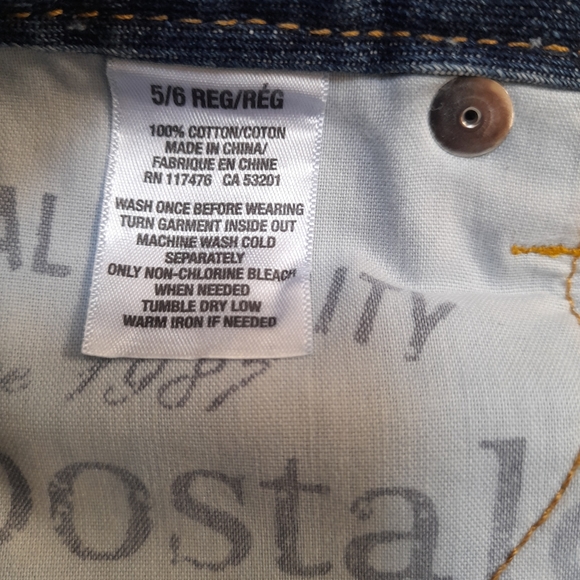 ● AEROPOSTALE | CUT OFF & PAINT DOTS SHORT - Picture 13 of 16